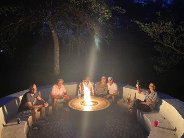 Jupiter Waterfalls - Newly Updated - Tiki Hut, Fire Pit, Kitchen, Pool Heater And More Buitenkant foto
