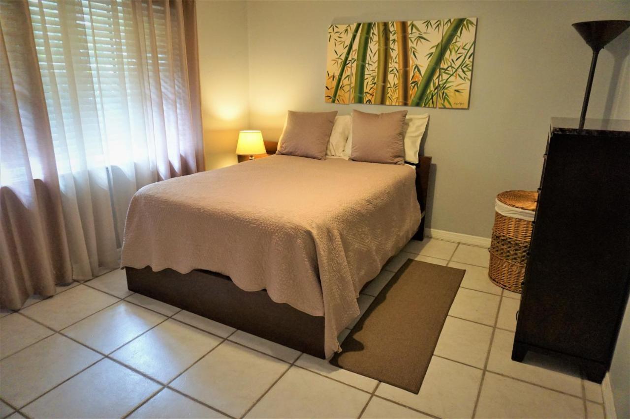 Jupiter Waterfalls - Newly Updated - Tiki Hut, Fire Pit, Kitchen, Pool Heater And More Buitenkant foto