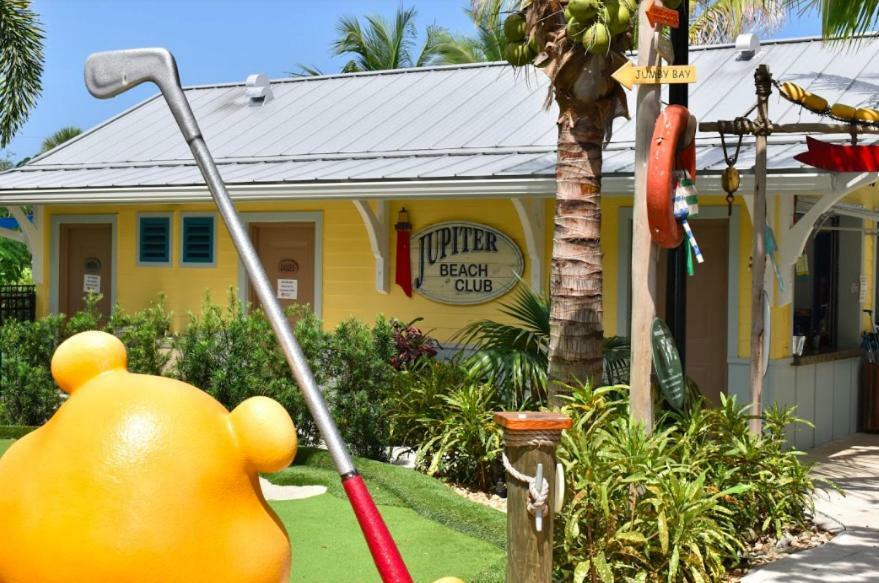 Jupiter Waterfalls - Newly Updated - Tiki Hut, Fire Pit, Kitchen, Pool Heater And More Buitenkant foto
